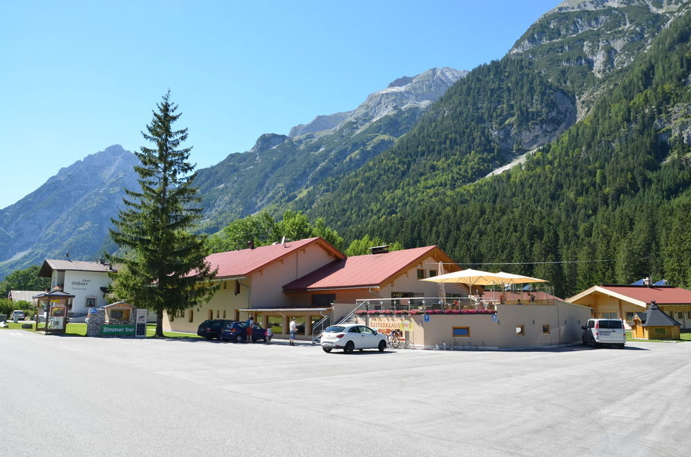 Gasthaus-Pension Reiterklause Leutasch Exterior photo