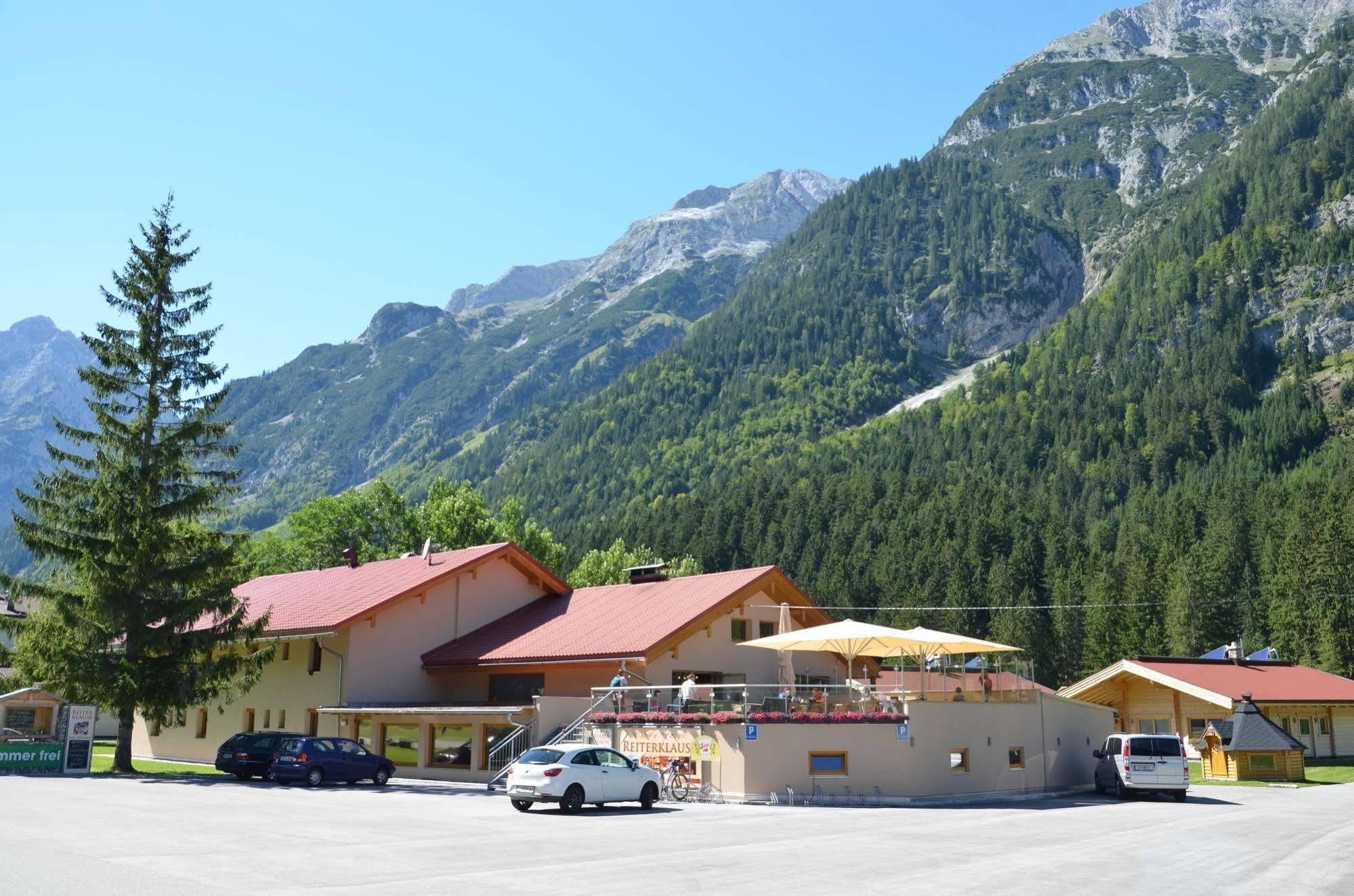 Gasthaus-Pension Reiterklause Hotel Leutasch Exterior photo